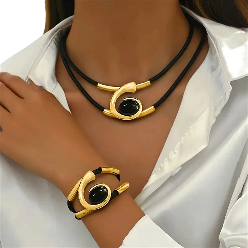 Women’s Bohemian Jewelry Set | 2-Pieces Elegant Chain Bracelet & Necklace